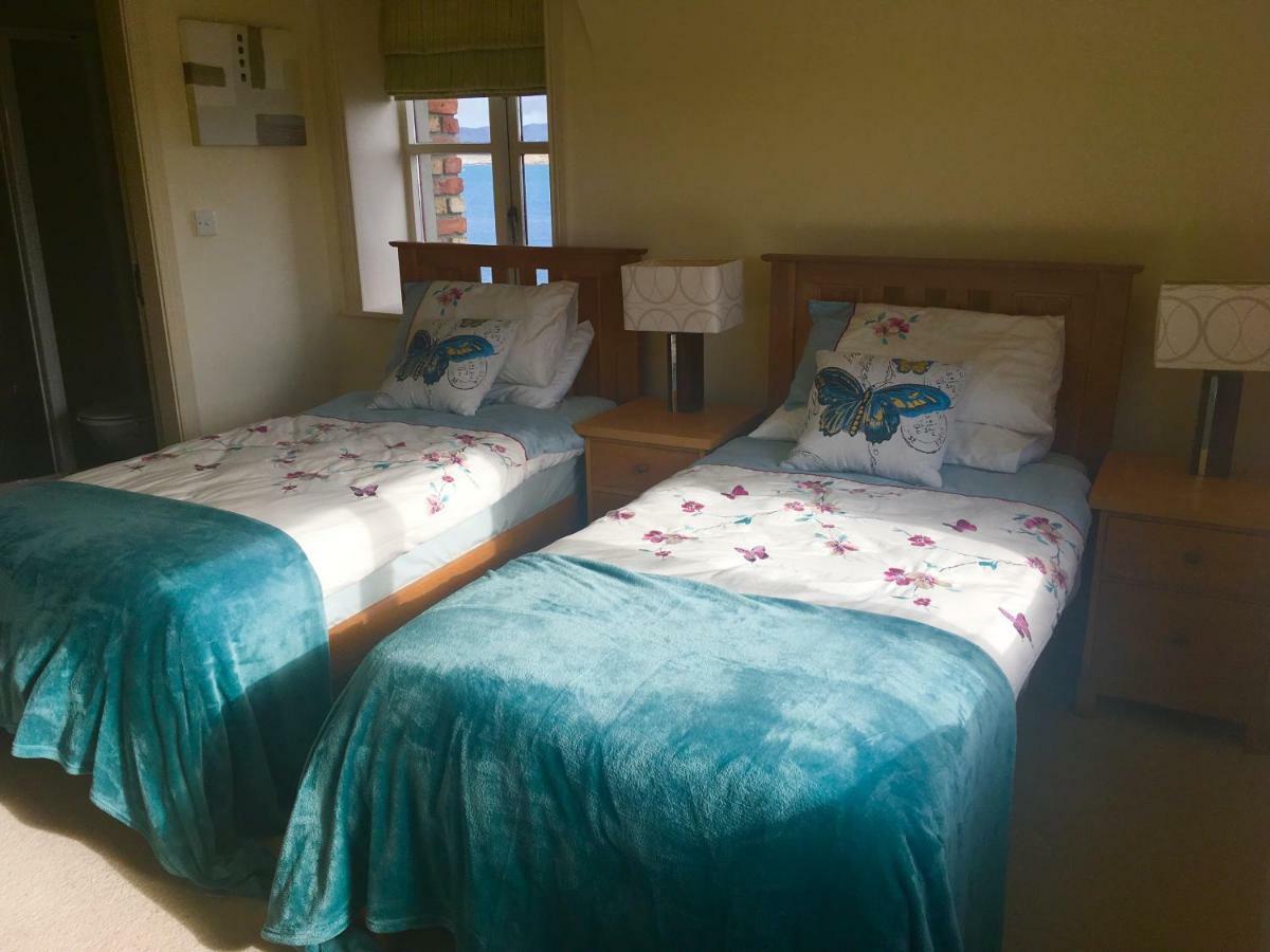 Curlew Apartment Knights Town 外观 照片